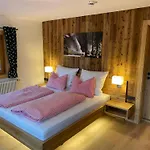 Söllhof Mit 11 Schlafzimmern I Großer Gemeinschaftsraum I Skibushaltestelle I 10 Min Zum Skigebiet Ferienhaus