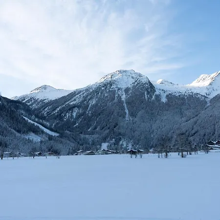 Soellhof Mit 11 Schlafzimmern I Grosser Gemeinschaftsraum I Skibushaltestelle I 10 Min Zum Skigebiet