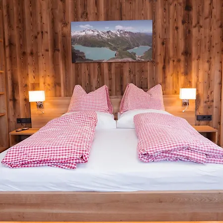 Дом отдыха Soellhof Mit 11 Schlafzimmern I Grosser Gemeinschaftsraum I Skibushaltestelle I 10 Min Zum Skigebiet *