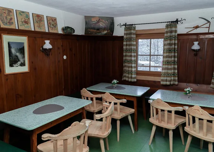 Soellhof Mit 11 Schlafzimmern I Grosser Gemeinschaftsraum I Skibushaltestelle I 10 Min Zum Skigebiet Krimml