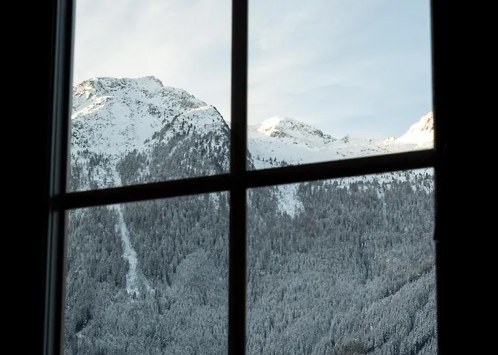 Soellhof Mit 11 Schlafzimmern I Grosser Gemeinschaftsraum I Skibushaltestelle I 10 Min Zum Skigebiet Дом отдыха *